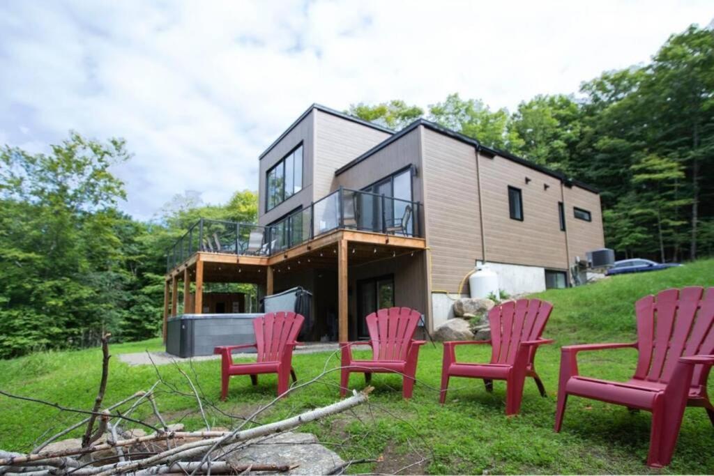Chalet Serenity - Mont Tremblant Ski - Spa Sauna Wifi Tv Privet Chic Modern House Villa La Conception Esterno foto